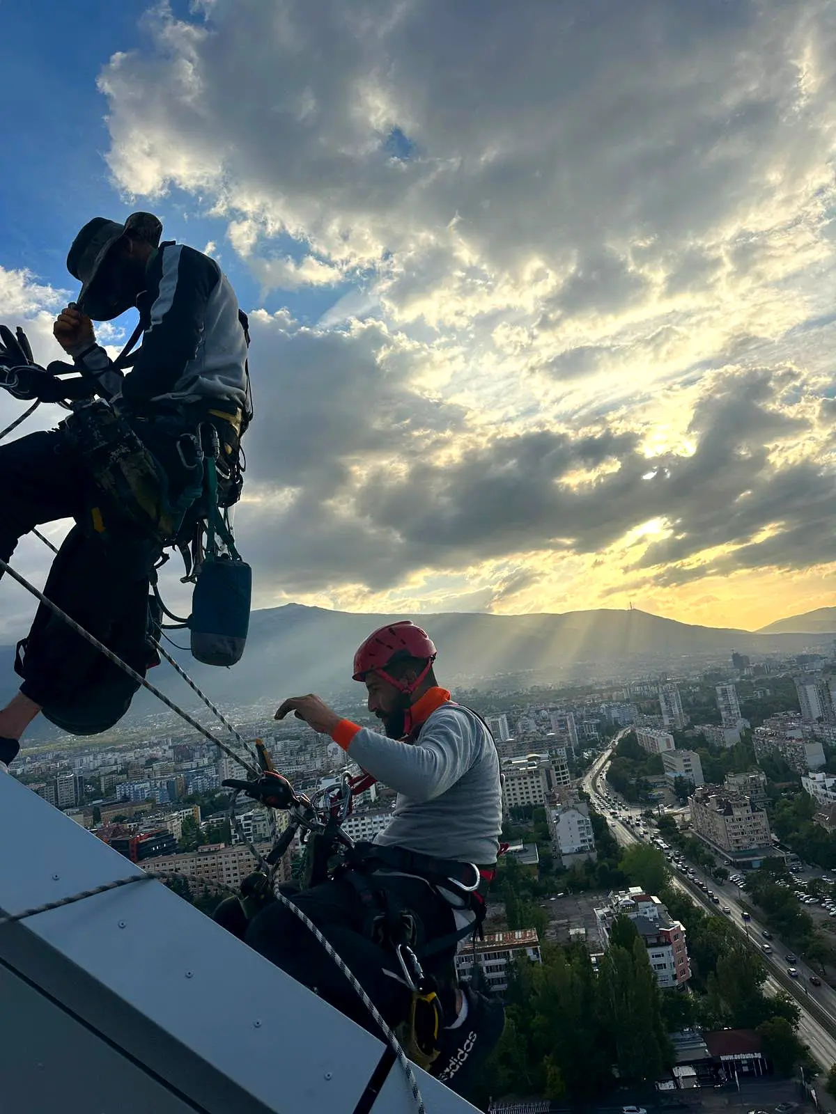 IRATA belgeli dağcı ekibi sahada · Atakule, Çankaya, Ankara